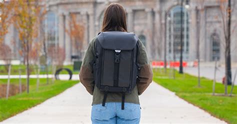 mous extreme commuter backpack review.